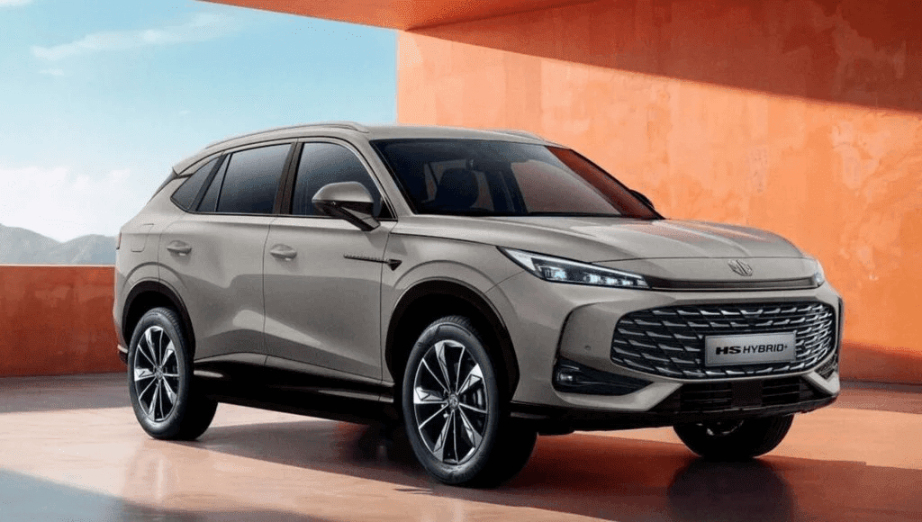 SUV ibrido: la proposta di MG HS Hybrid+